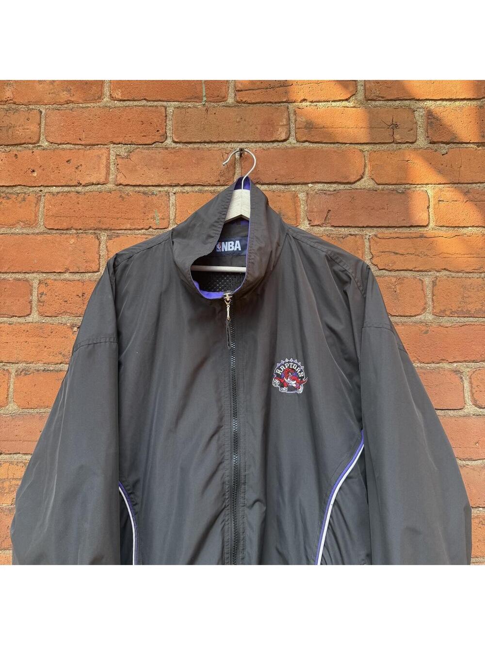 Vintage Toronto raptors zip up windbreaker jacket 90s/00s XL